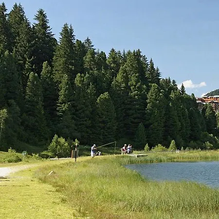 Pierre & Les Sentiers Du Tueda 3* Méribel